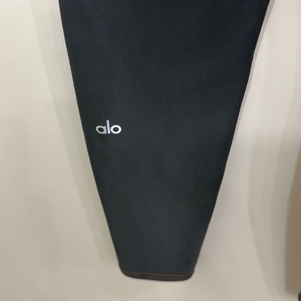 Alo Element leggings Colorblock 7/8 size small